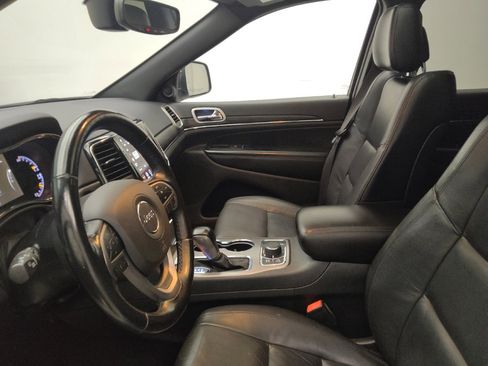 Used 2021 Jeep Grand Cherokee Limited AWD/4WD image 17
