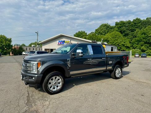 Used 2017 Ford F350 Platinum AWD/4WD image 1
