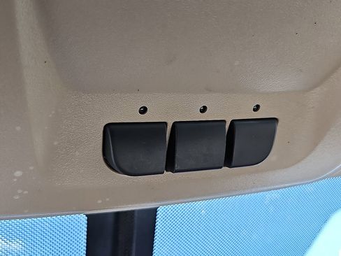 Used 2016 Chevrolet Impala LTZ image 25