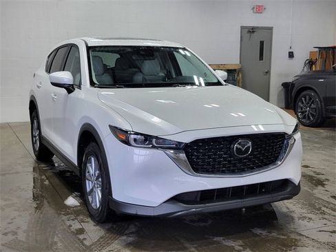 Certified 2023 MAZDA CX-5 AWD 2.5 S w/ Preferred Package image 4