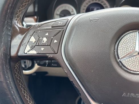 Used 2015 Mercedes-Benz GLK 350 2WD image 19