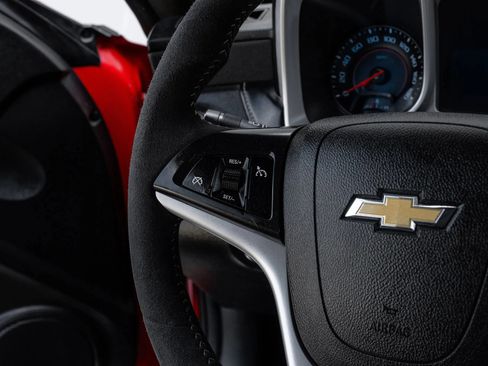 Used 2015 Chevrolet Camaro SS w/ SS Performance Package RWD image 22