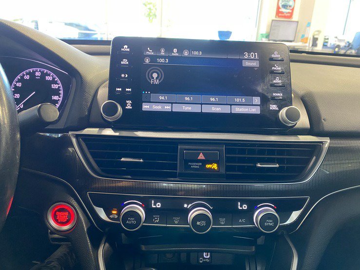 Used 2020 Honda Accord Sport image 22