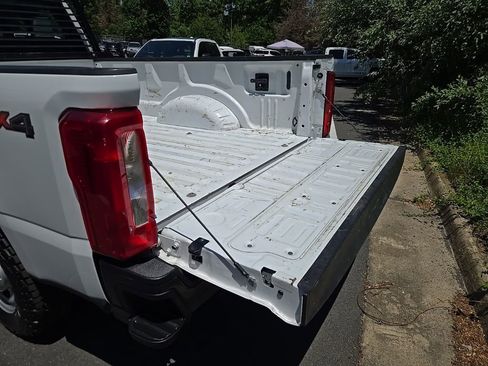 Used 2023 Ford F350 XL AWD/4WD image 45