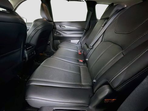 Used 2023 INFINITI QX60 Luxe w/ Performance Audio Package FWD image 28