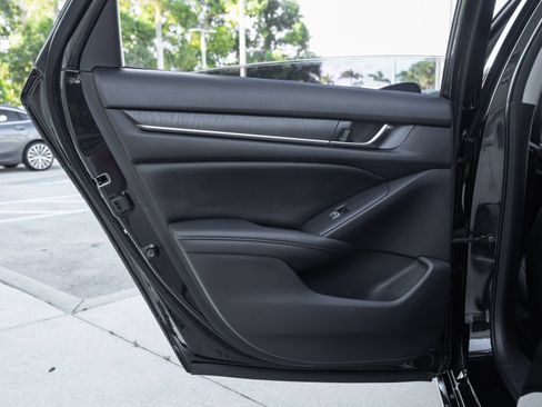 Used 2019 Honda Accord EX-L image 33