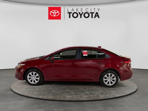 Used 2026 Toyota Corolla LE FWD image 3