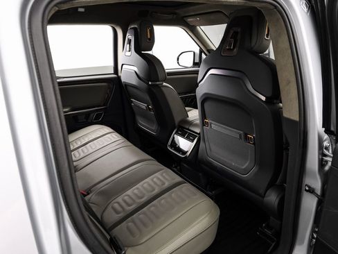 Used 2022 Rivian R1T Launch Edition image 42