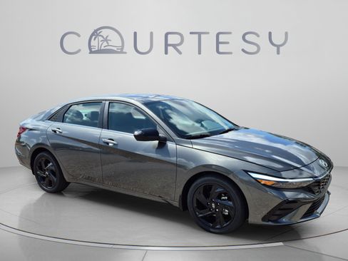 New 2026 Hyundai Elantra SEL Sport Premium FWD image 7