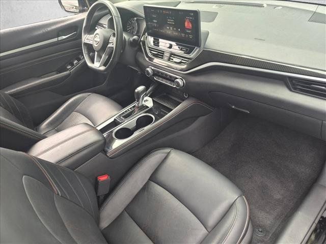 Used 2023 Nissan Altima 2.5 SR w/ SR Premium Package FWD image 20