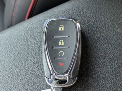 Used 2024 Chevrolet TrailBlazer RS image 31