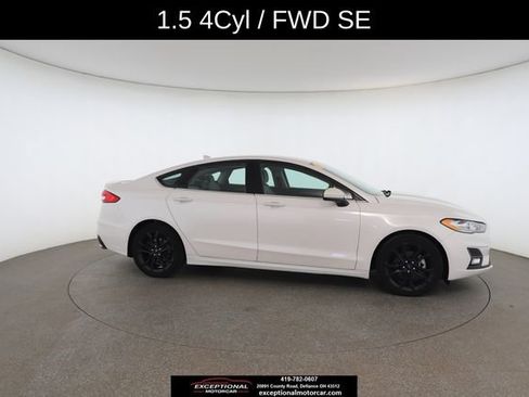 Used 2019 Ford Fusion SE w/ Equipment Group 151A FWD image 24
