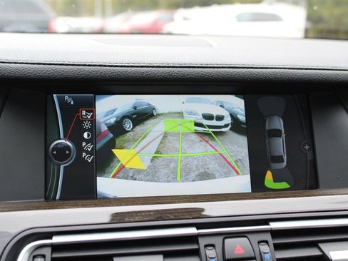 Used 2012 BMW 750Li xDrive image 25