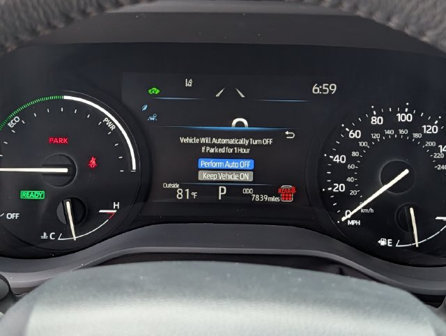 Certified 2026 Toyota Sienna XLE FWD image 21