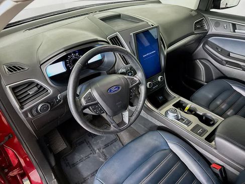 Certified 2022 Ford Edge SEL w/ Sport Appearance Package image 2