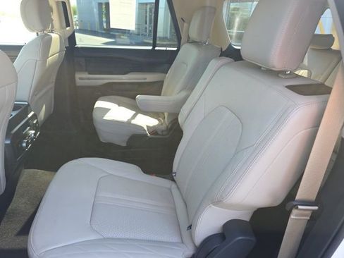 Used 2023 Ford Expedition Max Platinum AWD/4WD image 24