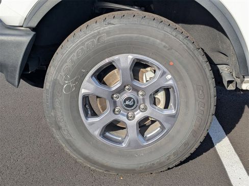 Used 2025 Ford Bronco Big Bend image 14