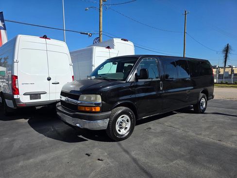 Used 2013 Chevrolet Express 3500 LT w/ LT Preferred Equipment Group image 23