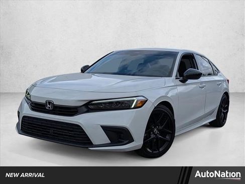 Used 2024 Honda Civic Sport image 1
