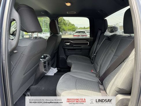 New 2026 RAM 2500 Big Horn AWD/4WD image 17