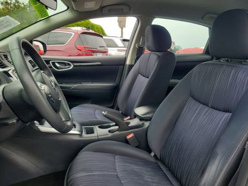 Used 2016 Nissan Sentra SV FWD image 16