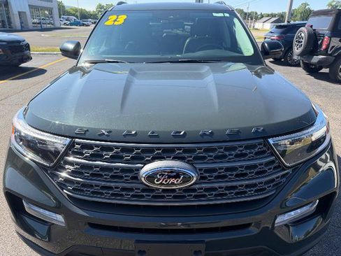 Certified 2023 Ford Explorer XLT w/ Equipment Group 202A AWD/4WD image 5
