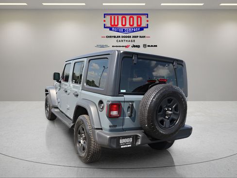 Used 2025 Jeep Wrangler Unlimited Sport AWD/4WD image 6