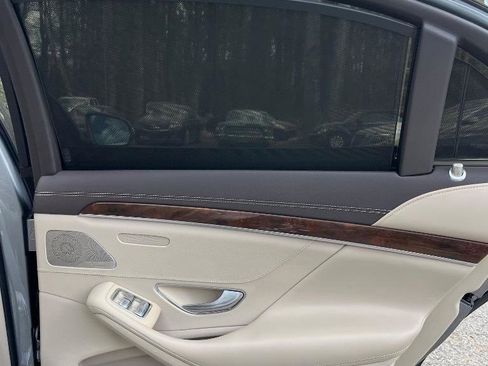 Used 2015 Mercedes-Benz S 550 4MATIC Sedan image 29