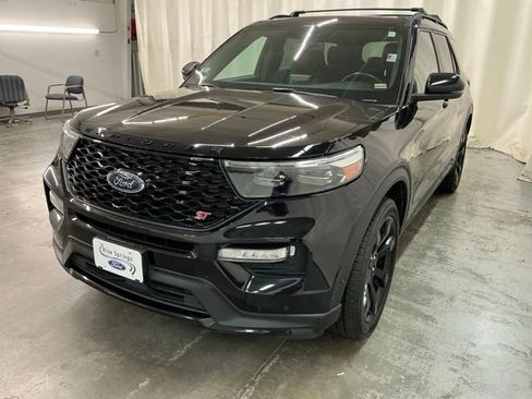 Used 2021 Ford Explorer ST w/ Equipment Group 401A image 9