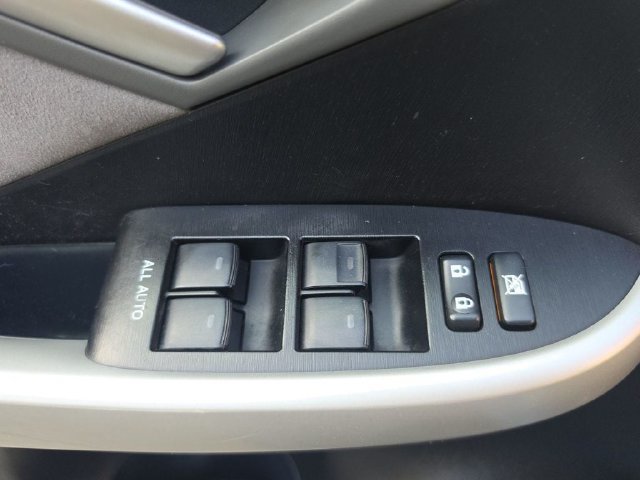 Used 2014 Toyota Prius Prime Plug-In Hybrid FWD image 18
