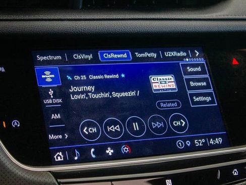 Used 2021 Cadillac XT5 Premium Luxury w/ LPO, Floor Liner Package image 28