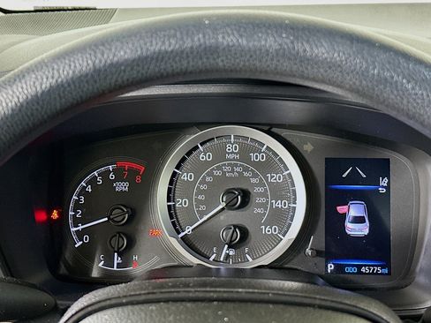 Used 2022 Toyota Corolla LE FWD image 19