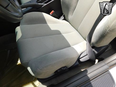 Used 2007 Mitsubishi Eclipse GS image 15