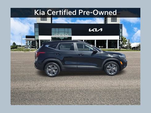 Used 2024 Kia Seltos S image 1