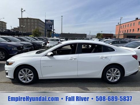 Used 2025 Chevrolet Malibu LT FWD image 10