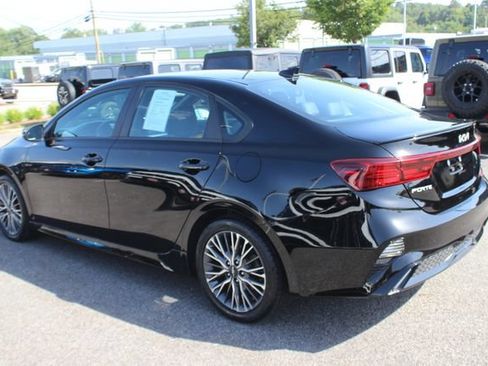 Used 2023 Kia Forte GT-Line w/ GT-Line Premium Package FWD image 28