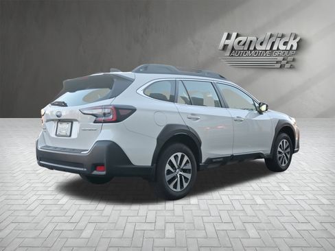 Used 2025 Subaru Outback image 9