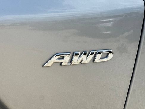 Used 2018 Honda CR-V EX image 4
