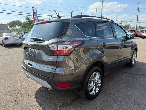 Used 2018 Ford Escape SE w/ SE Sync 3 Package AWD/4WD image 7