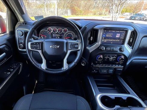 Used 2021 Chevrolet Silverado 1500 LT Trail Boss w/ Convenience Package II AWD/4WD image 17