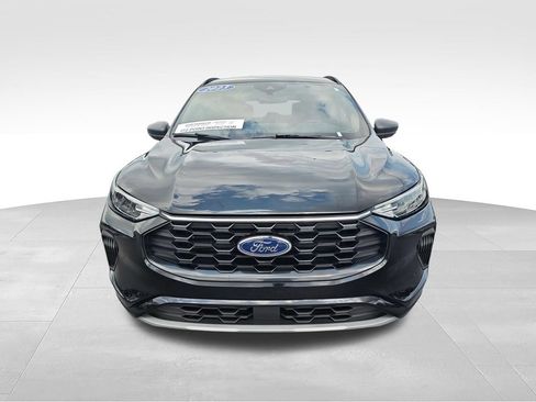 Used 2023 Ford Escape ST-Line w/ Tech Pack #1 FWD image 8