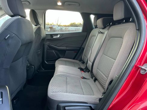 Used 2021 Ford Escape SE w/ SE Sport Appearance Package AWD/4WD image 19