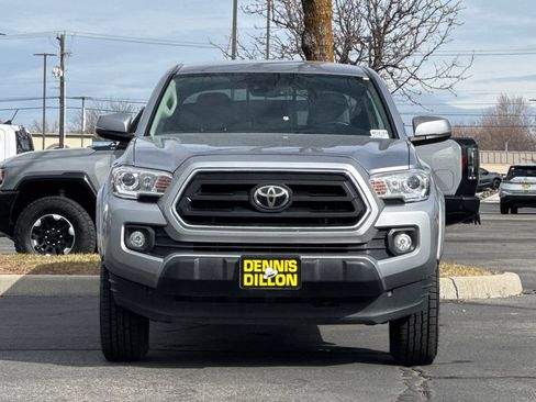 Used 2021 Toyota Tacoma SR5 w/ Technology Package AWD/4WD image 9