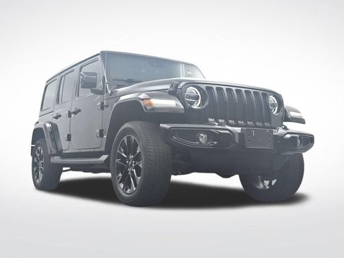 Used 2021 Jeep Wrangler Unlimited Sahara AWD/4WD image 32