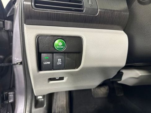 Used 2015 Honda Accord EX-L image 19
