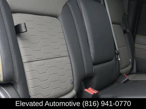 Used 2025 Chevrolet Silverado 1500 ZR2 w/ Technology Package AWD/4WD image 11