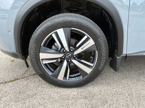 Used 2023 Nissan Rogue SL w/ SL Premium Package AWD/4WD image 10