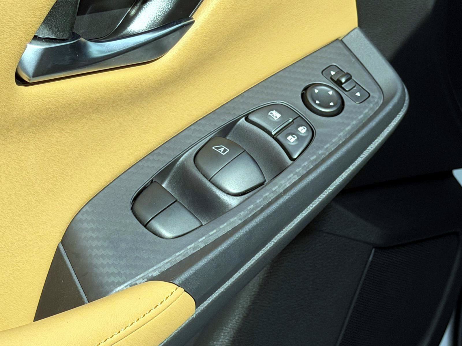 Used 2023 Nissan Sentra SV w/ SV Premium Package FWD image 15