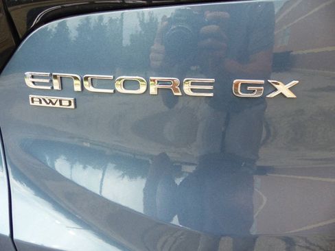 Used 2026 Buick Encore GX Avenir w/ Avenir Technology Package AWD/4WD image 8