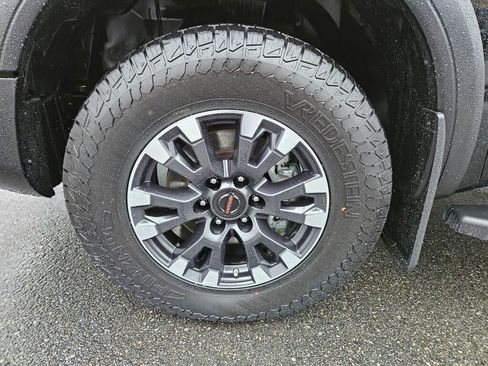 Used 2021 Nissan Titan PRO-4X w/ Off Road Protection Package image 8